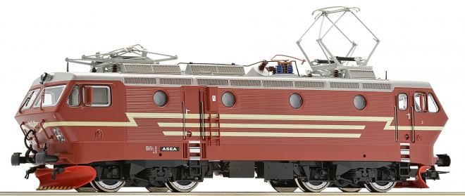 Electric Locomotive El 16 Digital with Sound<br /><a href='images/pictures/Roco/224834.jpg' target='_blank'>Full size image</a>